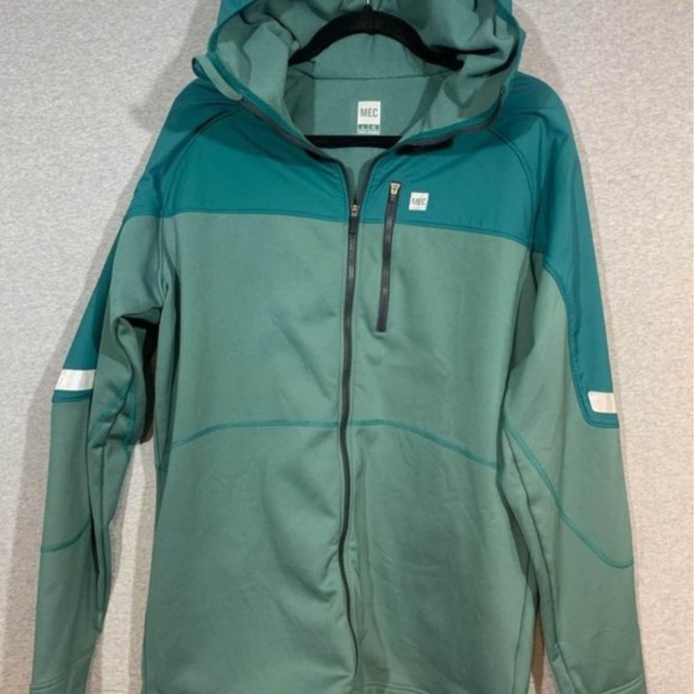 MEC Mens Large fleece lined jacket. Hooded with reflective strips on arms. Teal